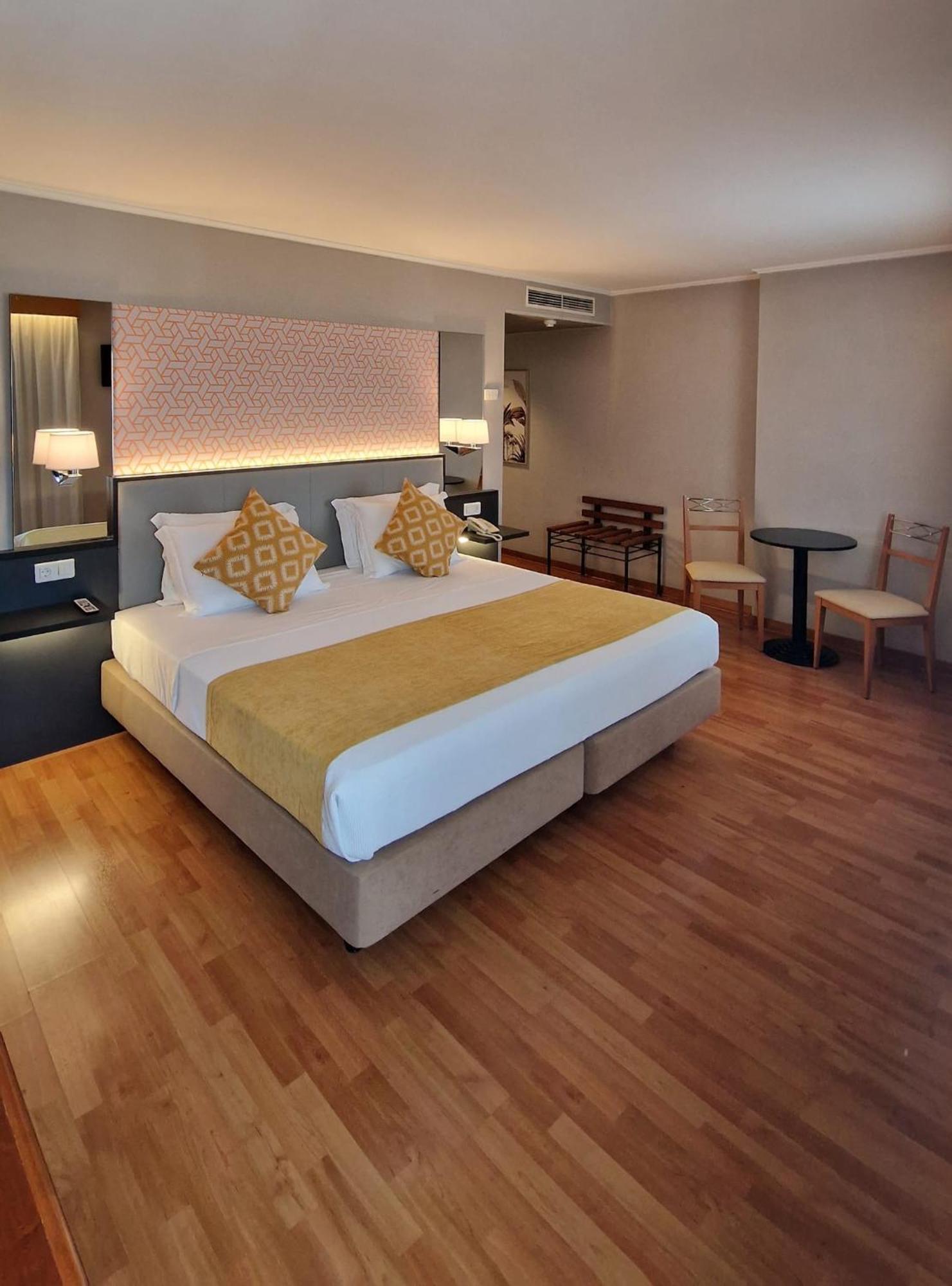 Hotel 3K Madrid Lissabon Exterior foto